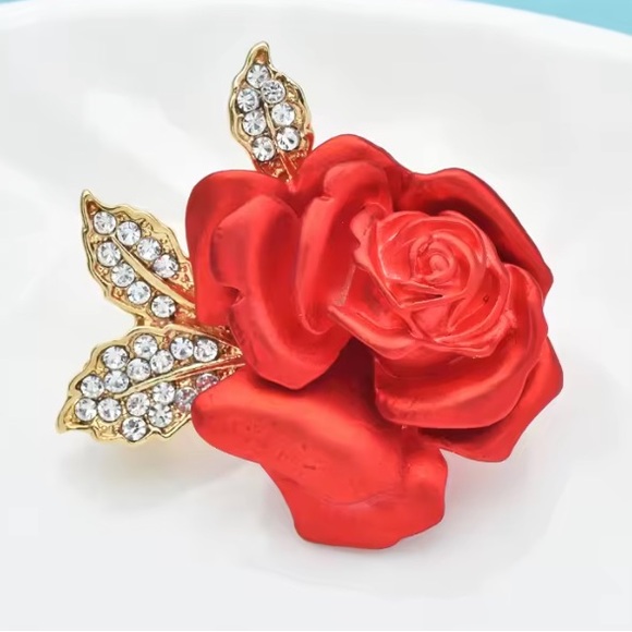 Elegant Red Rose Brooch with Gold Accents. - Picture 3 of 4